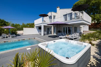Casa Belladonna for four