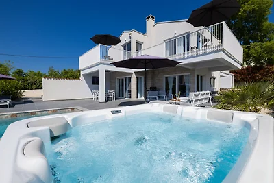 Casa Belladonna