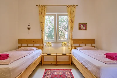 Casa di vacanza Nora con due appartamenti