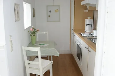 Casa Avalon "White Beauty" ***