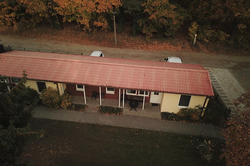 Imagen aérea del bungalow Nike (lado derecho)