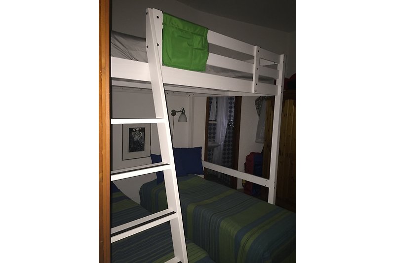 SZ 2/Loft bed