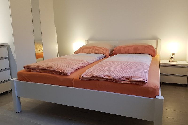 Haus 2 Schlafzimmer Doppel-+ Etagenbett für je 2 Personen