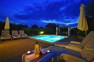 Villa Ines - Haloistra.com