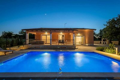 Villa con piscina e wellness, privacy...