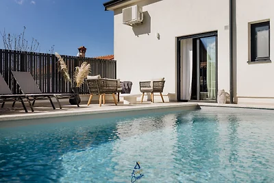 Affascinante nuova villa con 3 camere da lett...