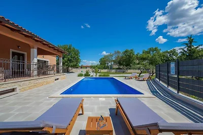 Villa con piscina e wellness, privacy...