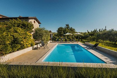 Affascinante casa Castelo con piscina