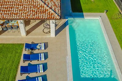 Charmante Villa mit 3 Schlafzimmern und Pool