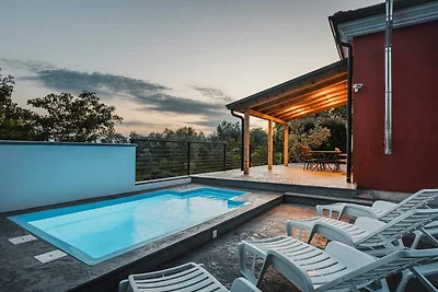 Villa Lutoma-2 BD Villa für 4 + 1, mit Pool u...
