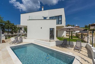 Villa mit privatem Pool und Blick auf die...