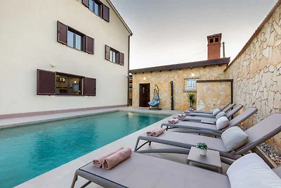 Charmante 6-SZ-Villa für 12 Personen mit Pool...