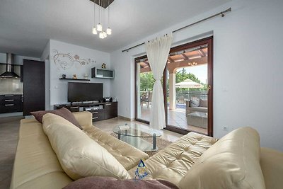 Villa mit Pool und Wellness, Privatsphäre...