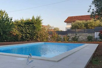 Charming family house with great pool and...