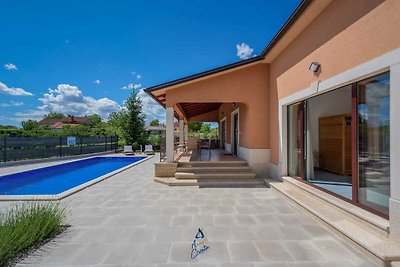 Villa con piscina e wellness, privacy...