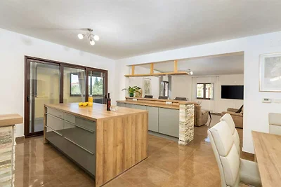 Charmante 6-SZ-Villa für 12 Personen mit Pool...