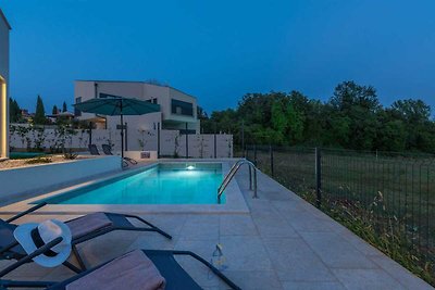 Villa mit privatem Pool und Blick auf die...