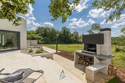 Villa mit privatem Pool und Blick auf die...