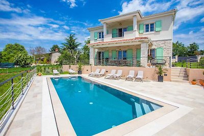 Elegant 4 BD for up to 8 guests private pool