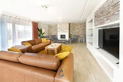 4-Zimmer-Villa für 8+1 mit Pool und Sauna