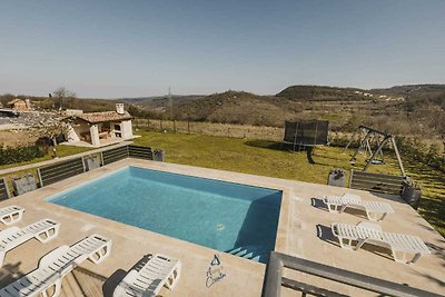 Villa Vale mit beheiztem Pool