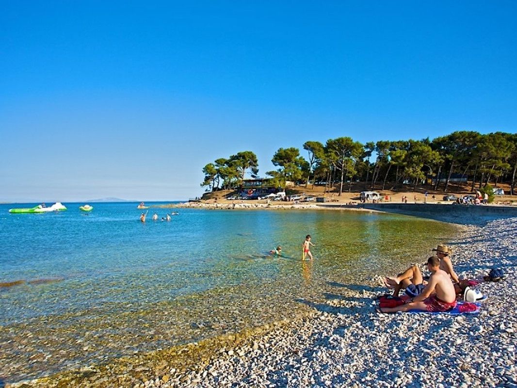 HAUS "PLUTON", IN VALTURA in Valtura - Firma Drinak - travel agency