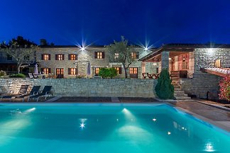 Villa Fattoria****