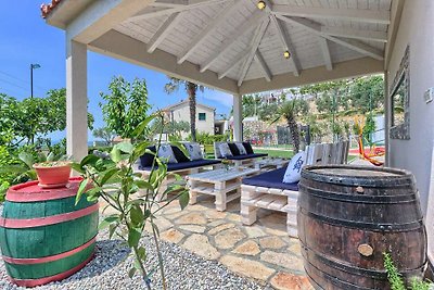 Villa Del Mare - mit neun Schlafzimmern, Pool...