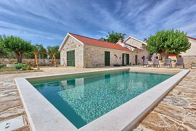 Vakantiehuis Oliva - met privézwembad en 10 m...