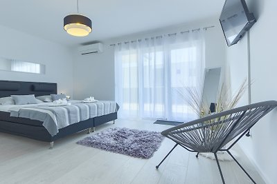 Villa Ancora - Ferienhaus am Meer mit Pool fü...