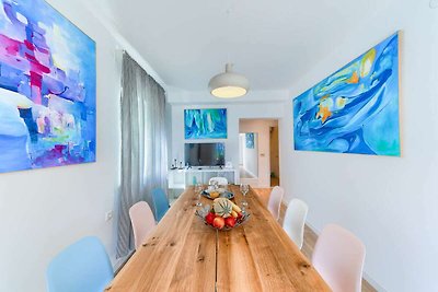 Ferienhaus Ariana - schönes Ferienhaus mit Po...