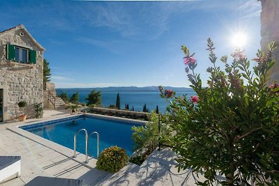 Villa Lipa-Brac - amazing villa with sea view...