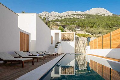 Villa Safira - modern villa with heated pool,...