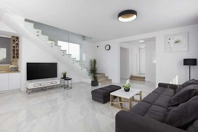Villa Dazzling Bay - 50 m vom Meer entfernt i...
