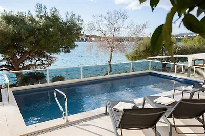 Villa Sea Touch - Strandvilla für acht Person...