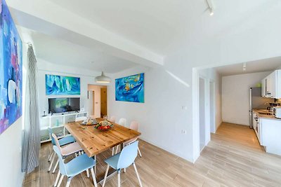 Ferienhaus Ariana - schönes Ferienhaus mit Po...