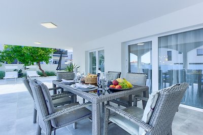 Villa Ancora – Ferienhaus in Meeresnähe mit P...