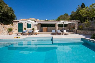 Villa Antiq - charmante Villa in idealer Lage...