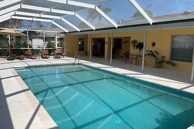 Villa Sunflower