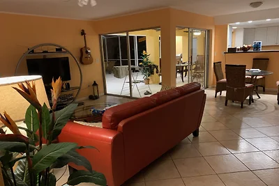 Villa Sunflower