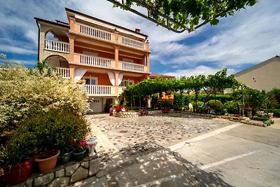 APPARTAMENTI CASTELLO