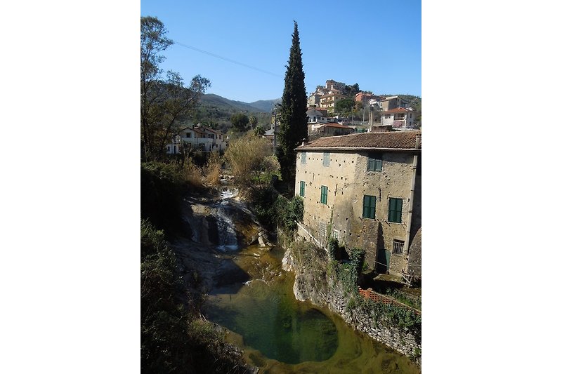 the river close to Dolcedo