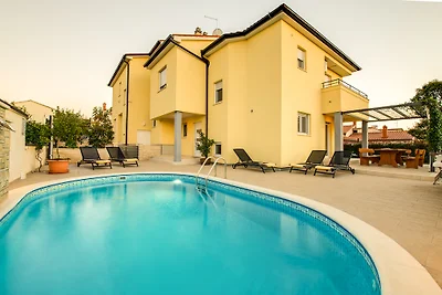 Villa Cera Pula