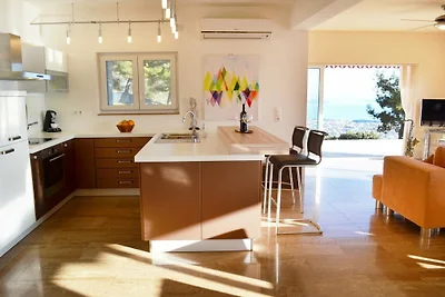 Panorama Meerblick Penthouse LAGOONA für 2-9 Pers. inkl. Garage, Glasfaser Internet, eigener Garten für Kinder und Hunde