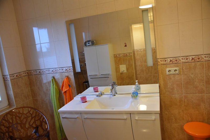 Badezimmer unten (12 m²)