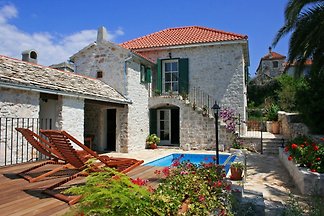 Villa Maruka