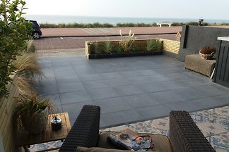 Benny's Beach House 1