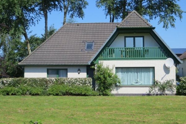 Haus Strandrose, Whg. 1 in Büsum - Firma Ferienwohnungen Lilo Sattler