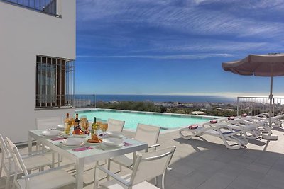Villa Nerja 3025 mit Meerblick