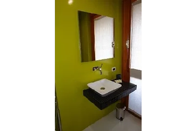 ELIA'S B&B